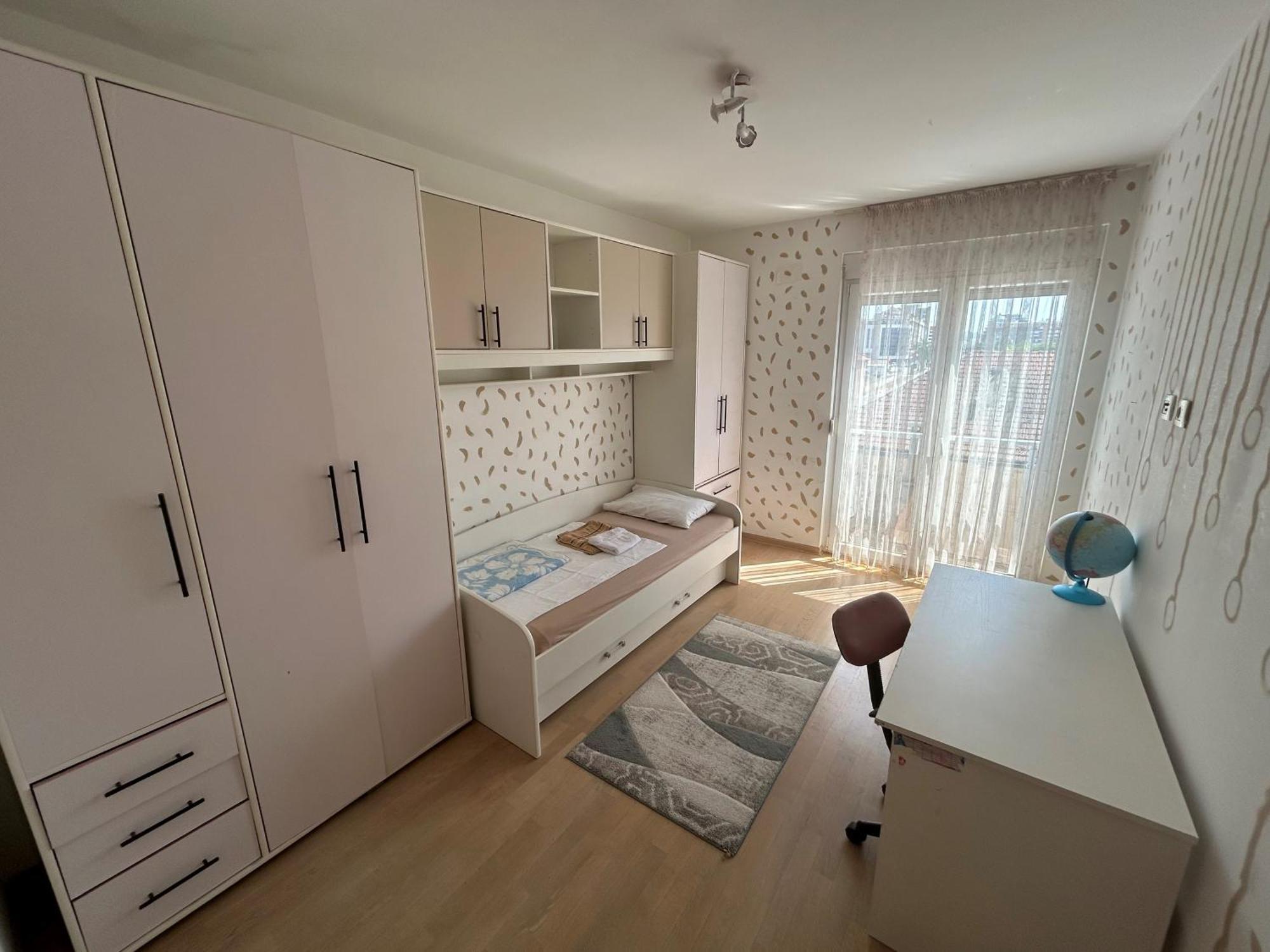 Ana'S 2 Bedrooms Lovely Flat Подгорица Екстериор снимка